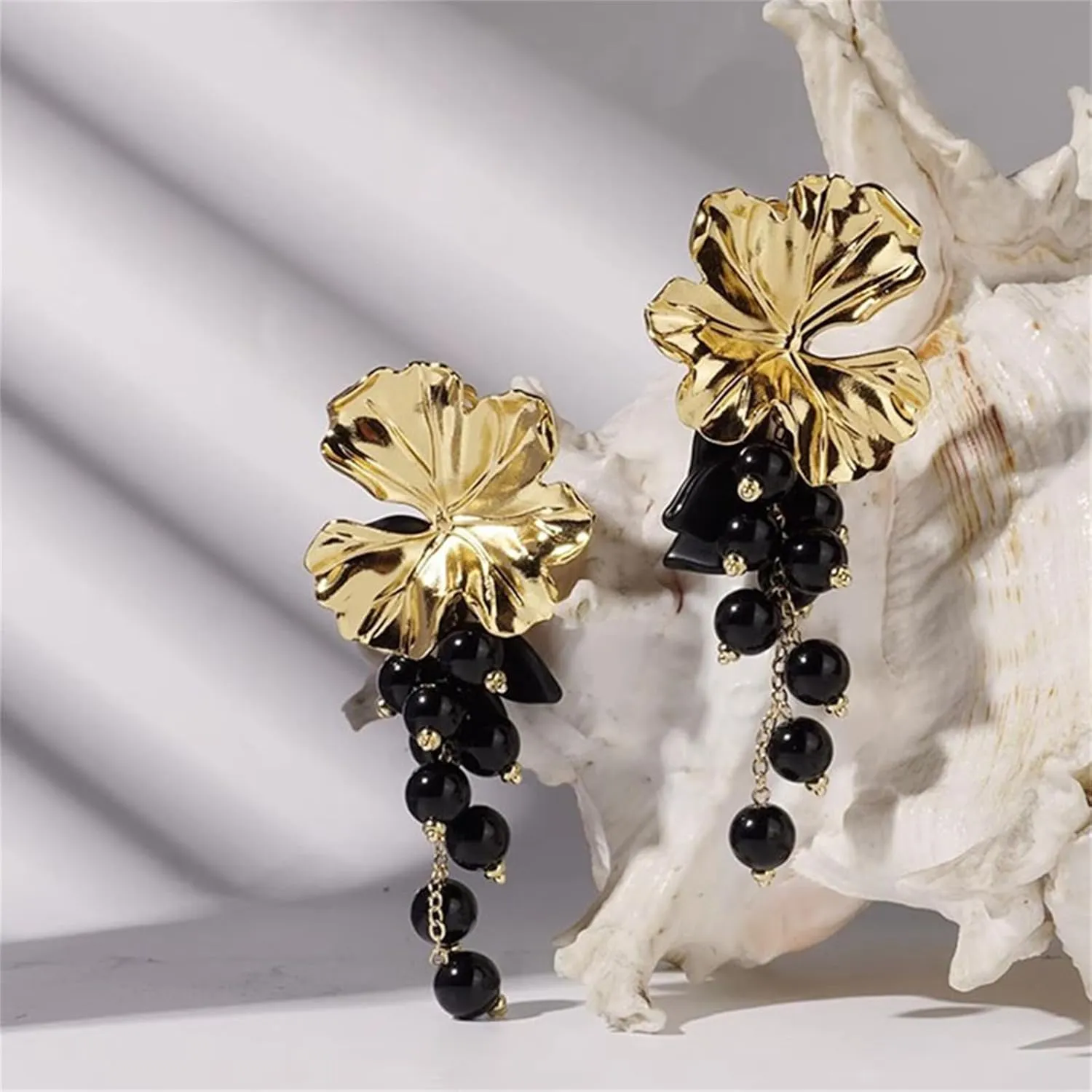 Bohemian Statement Gold Flower Drop Earrings for Women Large Metal Flower Earrings Gold Elegant Sculptural Exaggerated Floral Earring 14K Gold Plated Fashion Bridesmaid Wedding Party Jewelry