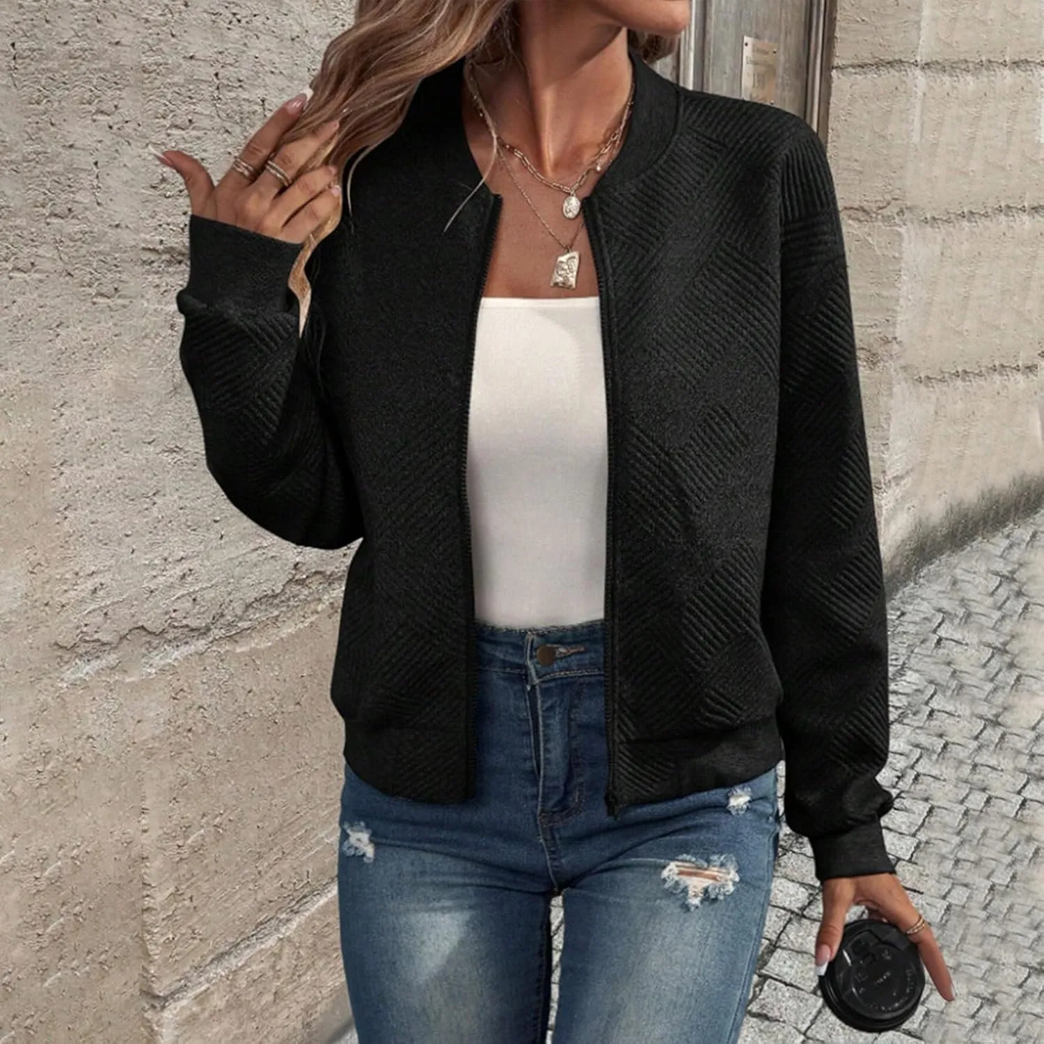 Bomber Jacket Women Lightweight Zip Up Quilted Jackets Fall 2024 Dressy Casual Full Zip Hoodies with Hidden Pockets