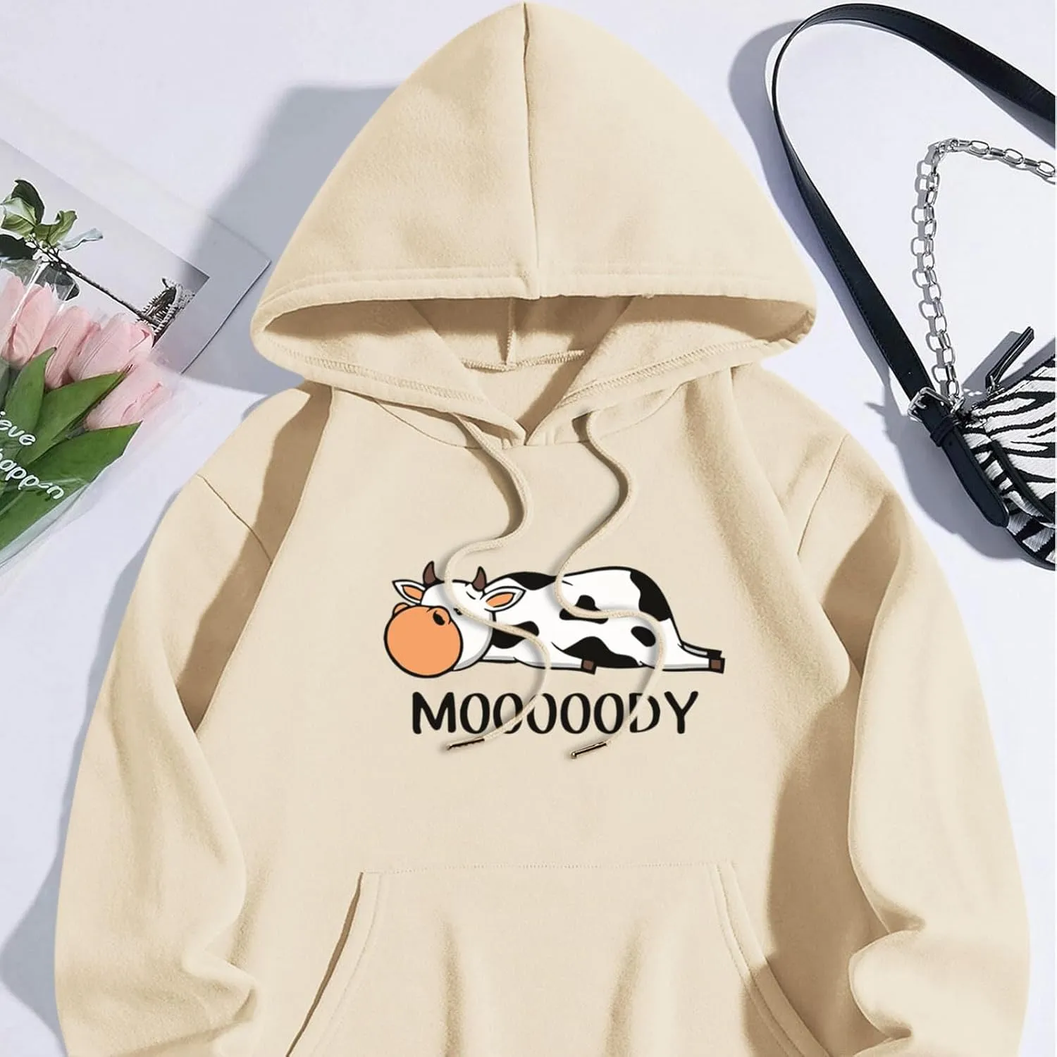 Cute Cow Print Graphic Hoodie For Women Funny Aesthetic Sweatshirts With Pockets Casual Fleece Pullover Sweaters