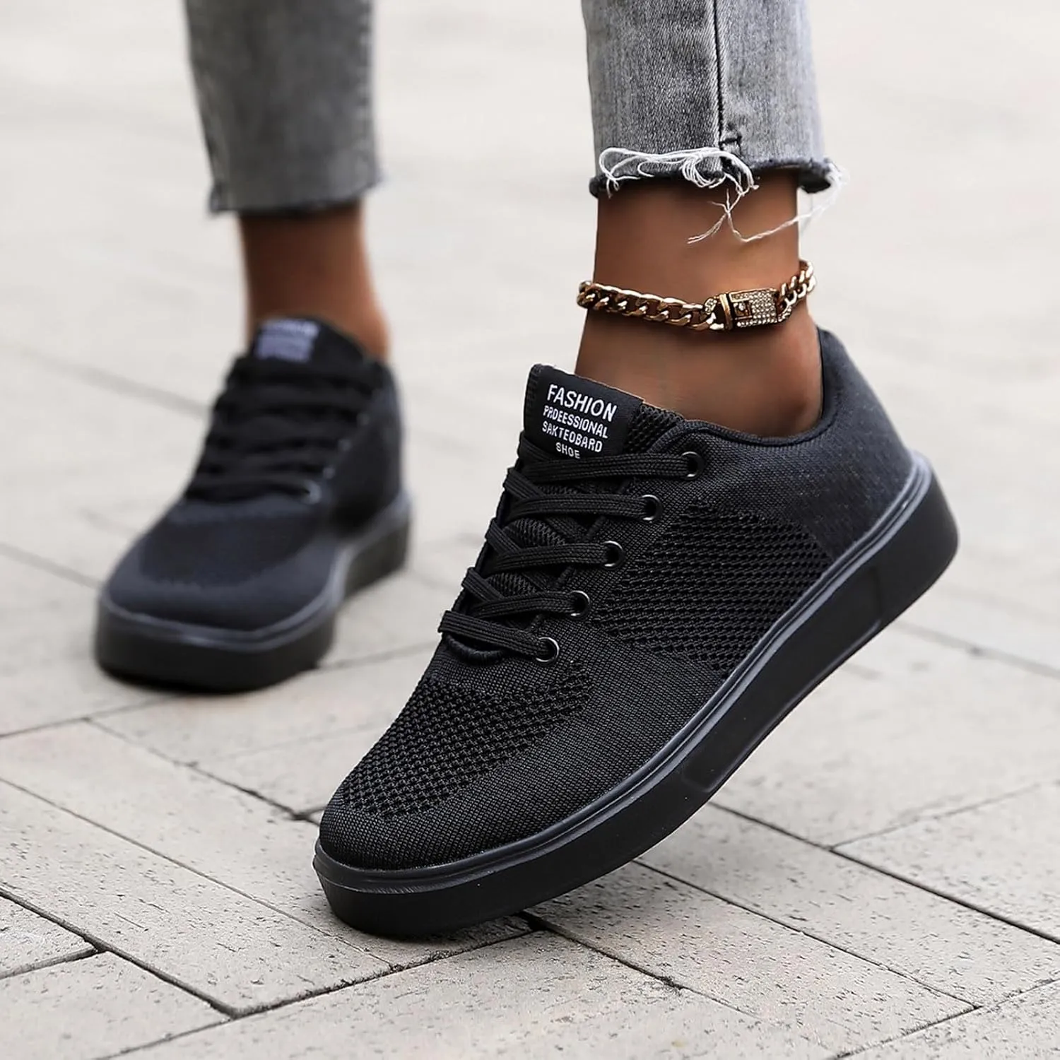 Men's Slip on Walking Shoes Comfort Memory Foam Breathable Lightweight Fashion Sneakers Non Slip Arch Support Cushioning Training Gym Shoes Wide Width