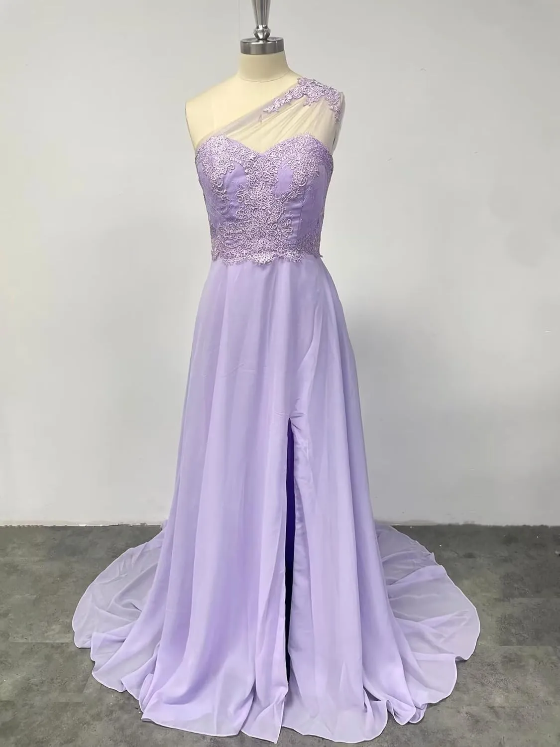 One Shoulder Lace Applique Bridesmaid Dresses Long for Wedding A Line Chiffon Formal Party Gown with Slit