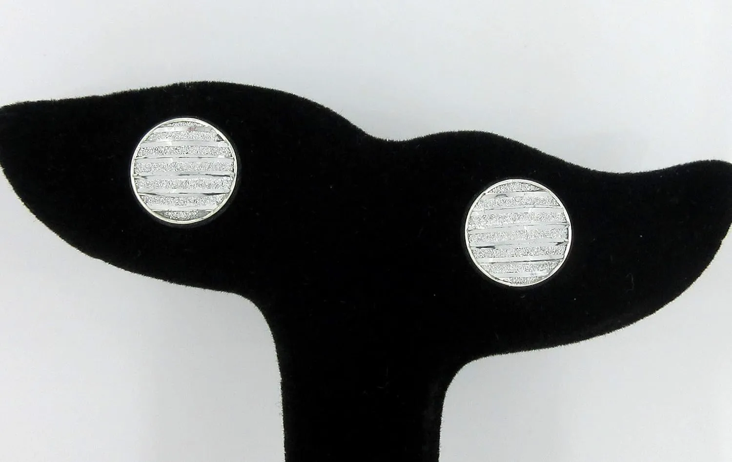 Silver-tone Frosted Metallic Stripe Stud Earrings 12mm (Silver)